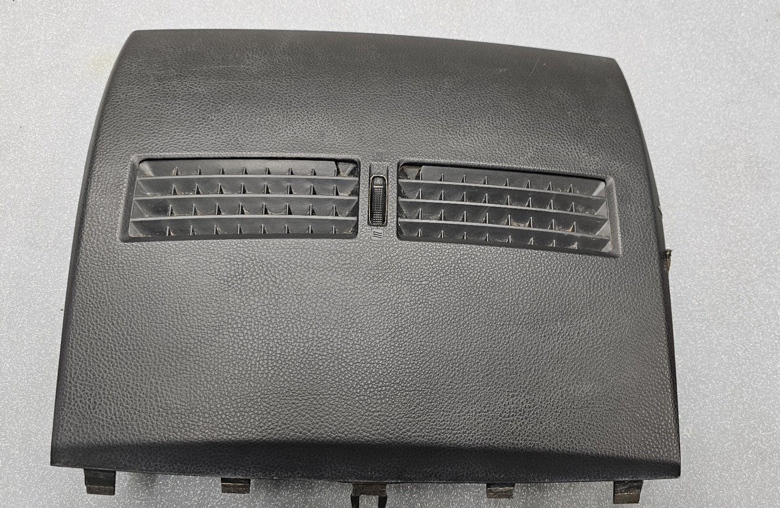 🔥2007-2012 Nissan VERSA Center Dash AIR VENT Bezel Trim UPPER Panel BLACK VT20