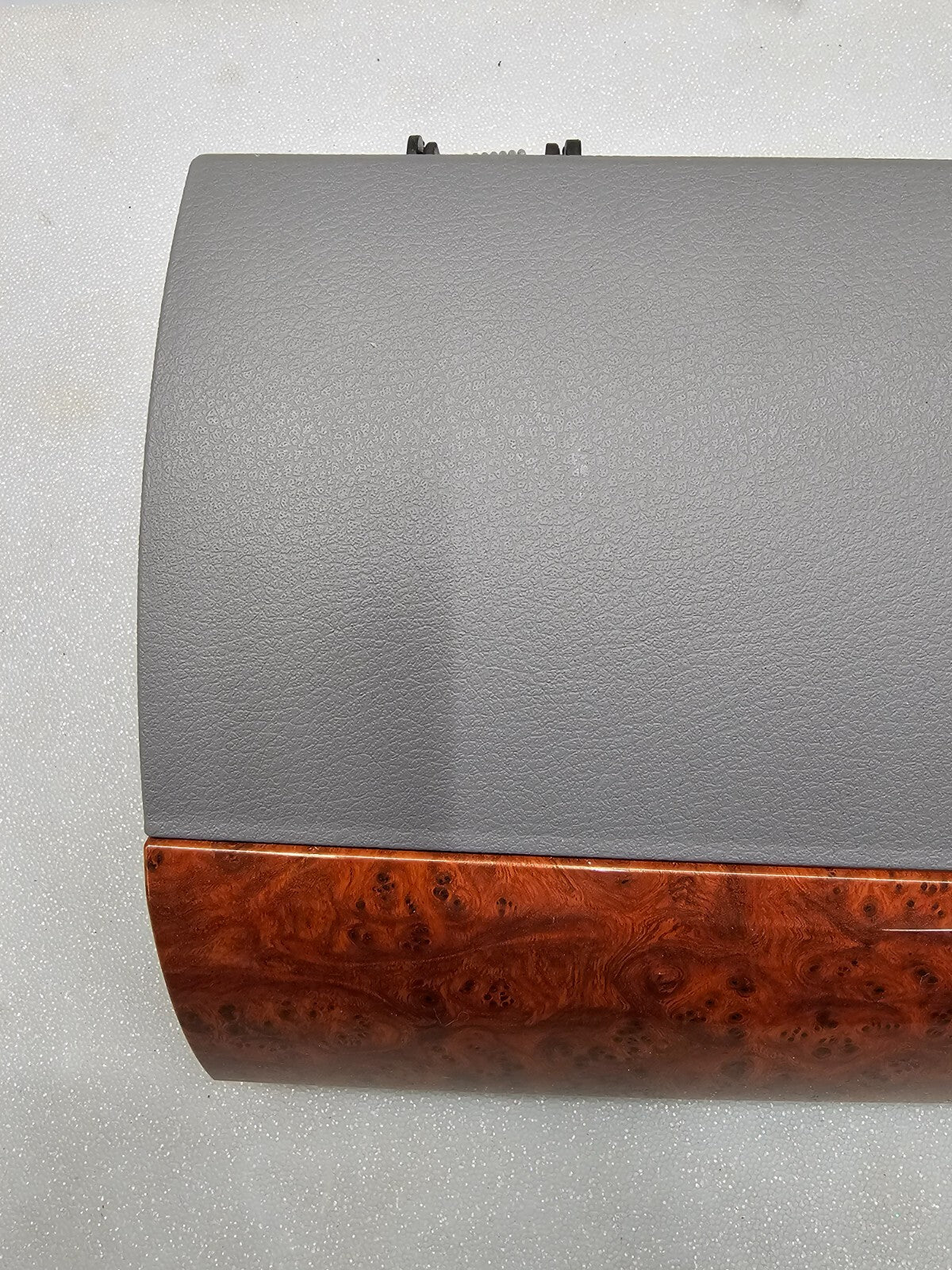 🔥08-10 Chrysler Town Country Upper Glove Box Dash Storage Door Lid Compartment