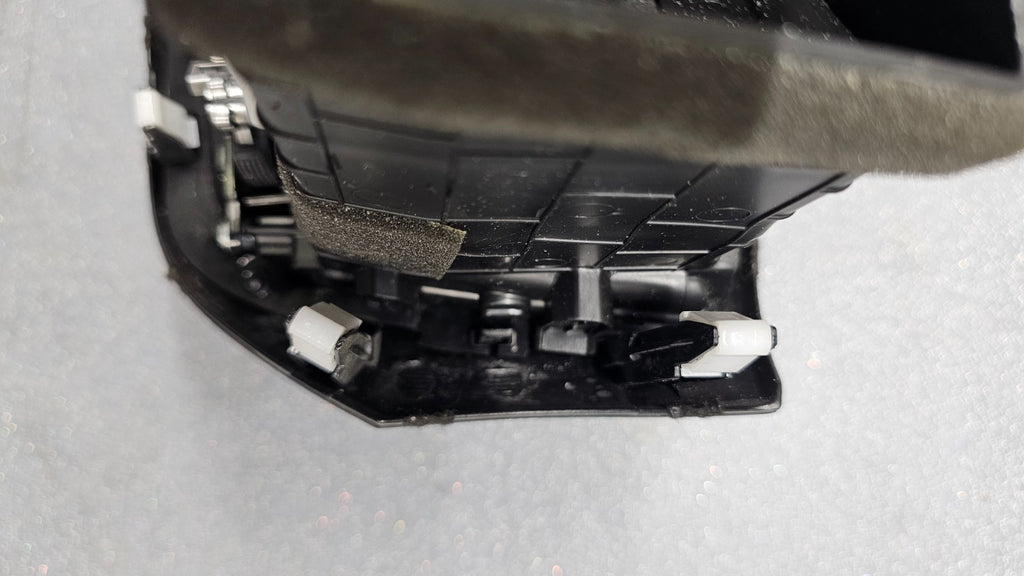 🔥16-18 KIA SORENTO RADIO CENTER DASH SURROUND BEZEL TRIM VENTS Assembly Silver