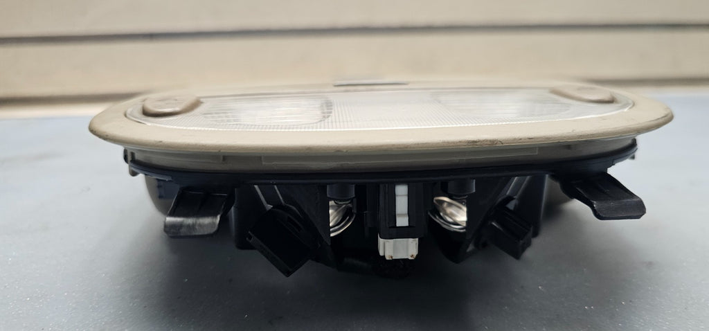 🔥07-12 HYUNDAI SANTA FE FRONT OVERHEAD CONSOLE DOME MAP LIGHT LAMP SUNROOF GRAY