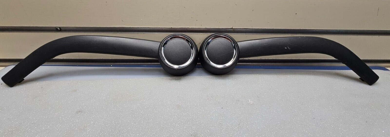 05-10 SCION TC RIGHT LEFT FRONT DOOR PANEL PULL HANDLE Grip COVER TRIM CAP BLACK