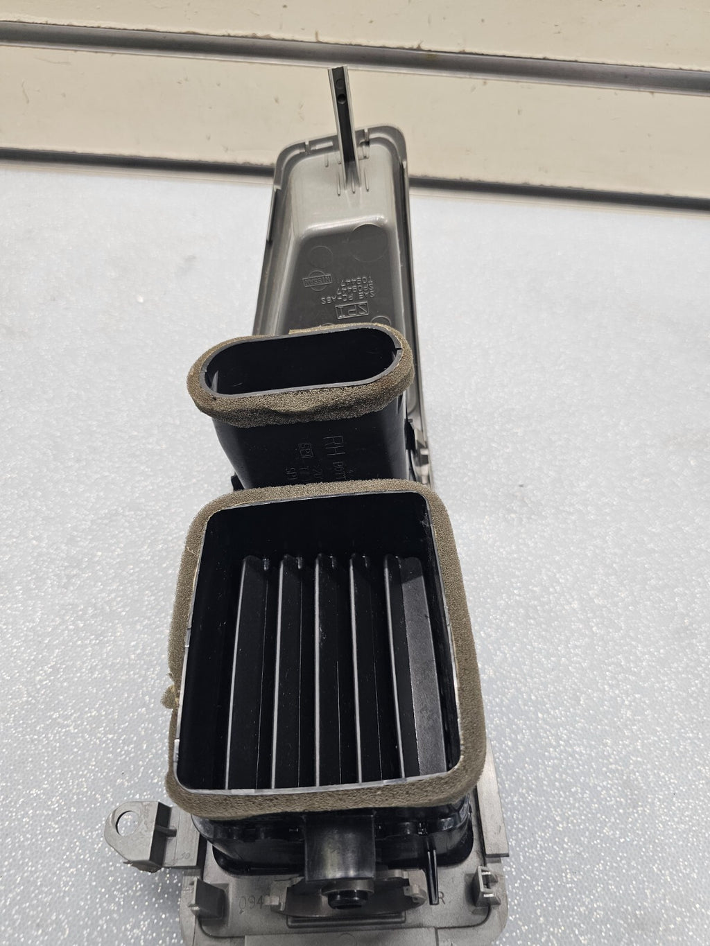 🔥05-15 TITAN ARMADA QX56 DASH PASSENGER AIR VENT HEATER FILTER CONDITIONER GRAY