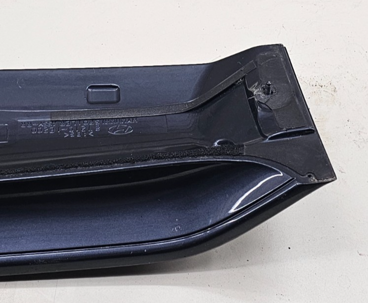 🔥05-11 Hyundai Accent Hatchback Rear Trunk Spoiler 3rd Brake Light Molding Blue