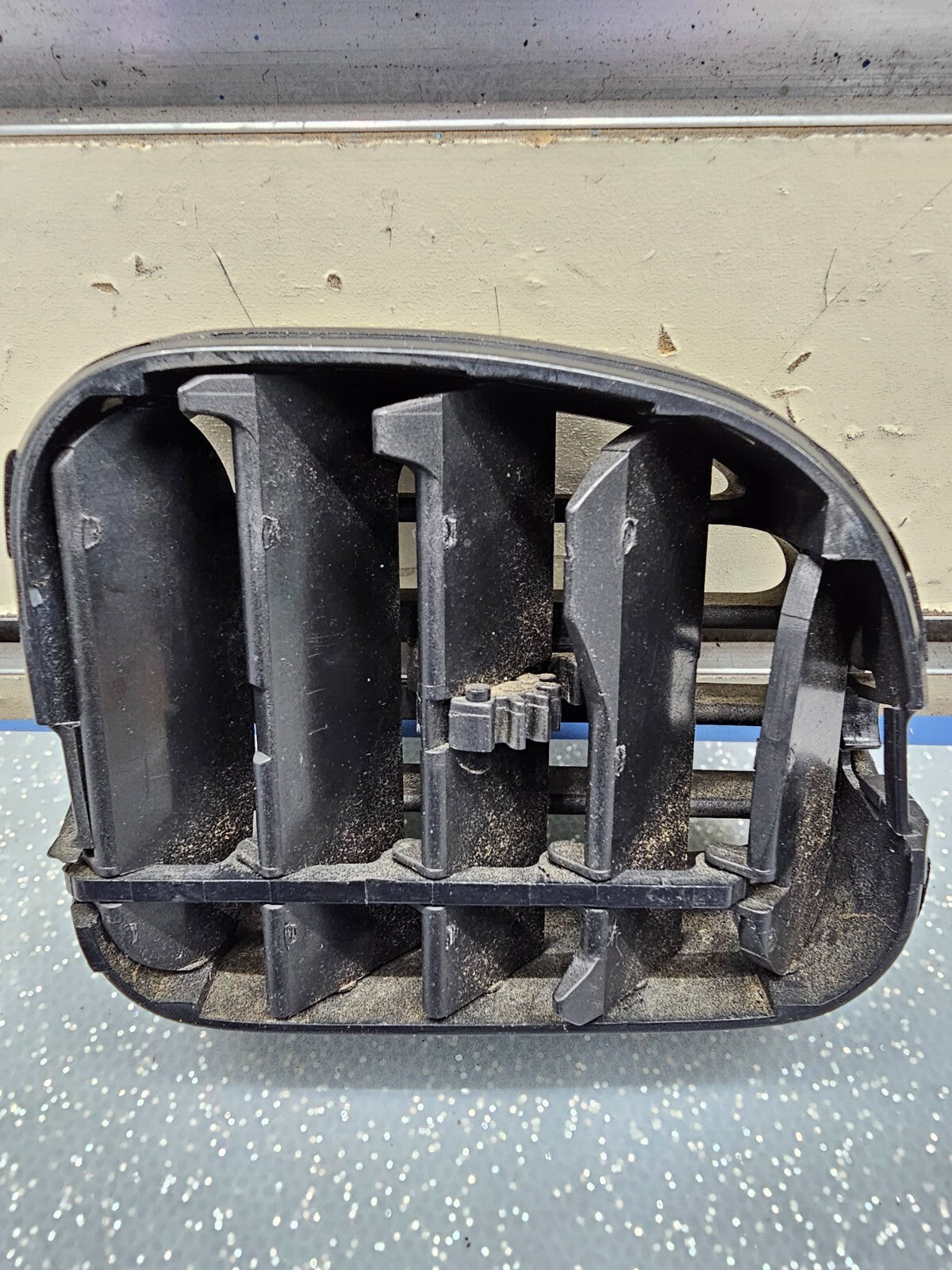 98-01 Dodge Ram Dash Right Passenger Heater Climate Air Vent Filter Conditioner