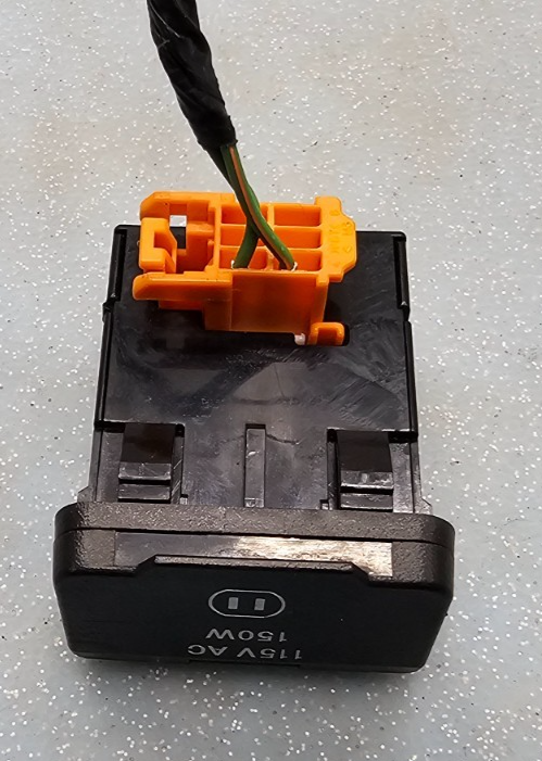 🔥07-13 Durango Journey Town country Accessory Outlet Inverter 115V AC 150W OEM