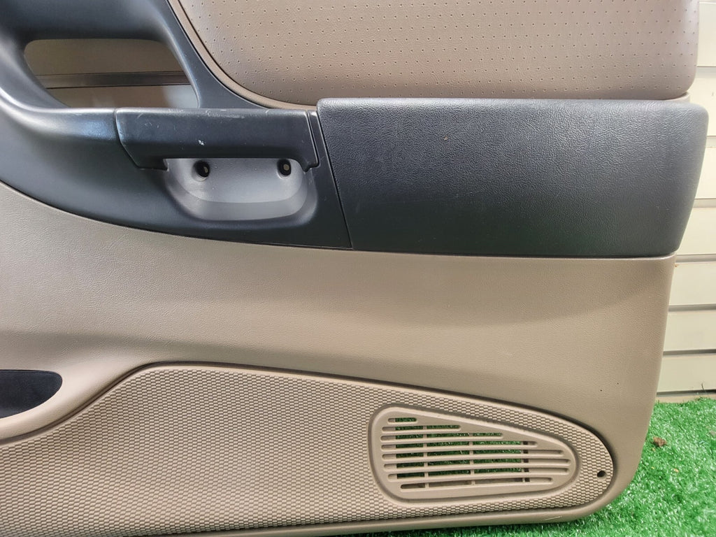 🔥98-02 FORD RANGER PASSENGER RIGHT FRONT DOOR TRIM PANEL SUPERCAB  TAN