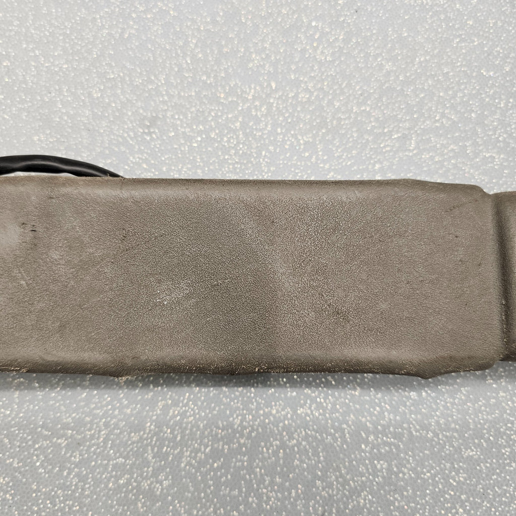 🔥03-10 CHEVY EXPRESS GMC SAVANA RH PASSENGER SEAT BELT BUCKLE LATCH RECEIVER