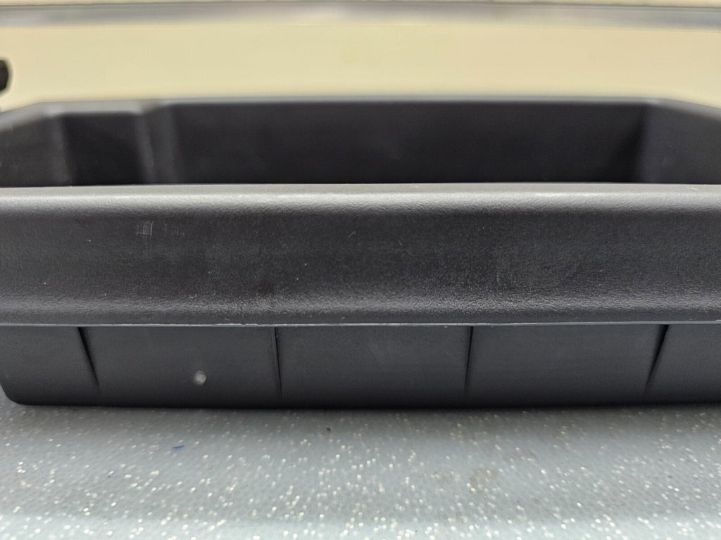 02-06 CAMRY SOLARA LEXUS ES330 CENTER CONSOLE LID ARM REST COVER ASSEMBLY BLACK