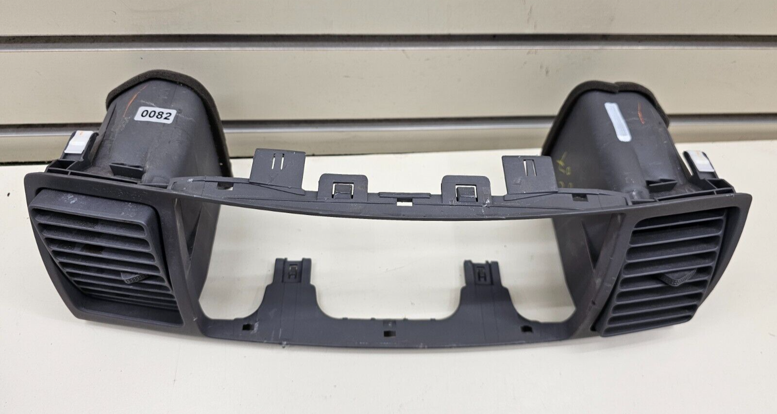 🔥03-08 TOYOTA COROLLA CENTER DASH RADIO STEREO BEZEL TRIM PANEL OEM BLACK B28