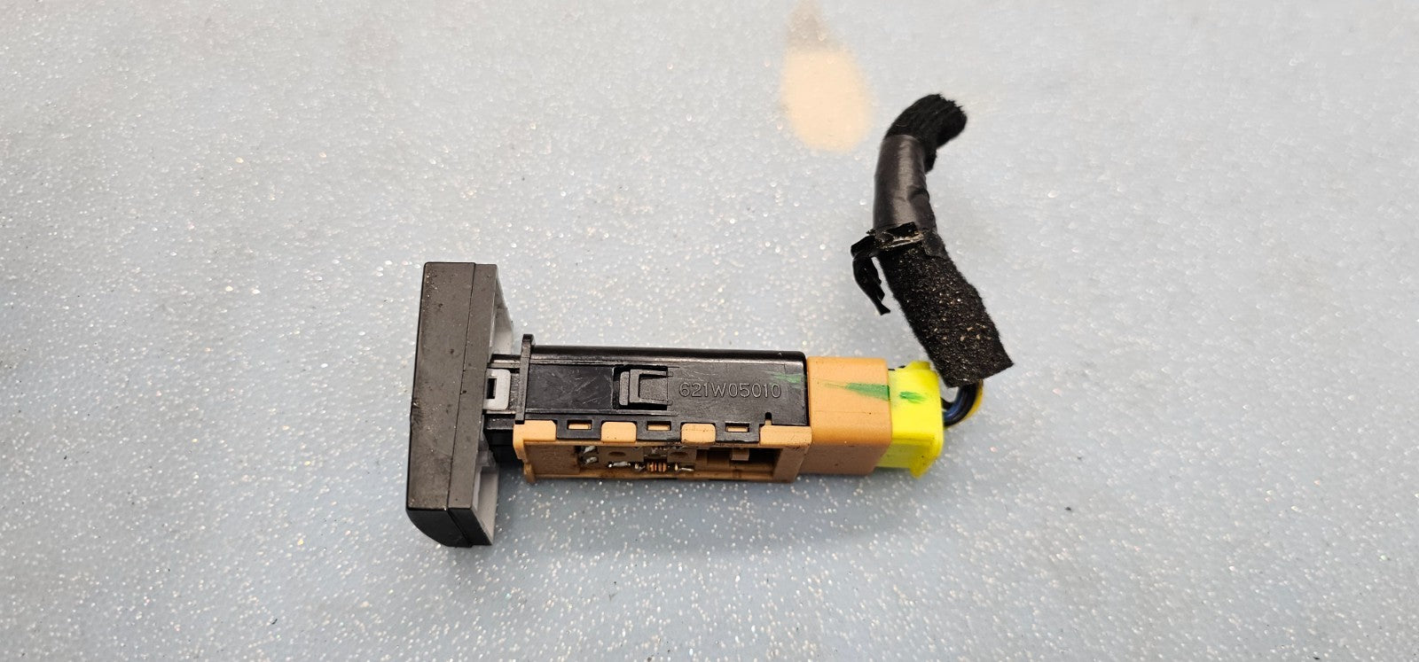 🔥09-12 HYUNDAI SANTA FE Rear Window Heating Heated Switch Button Assembly OEM