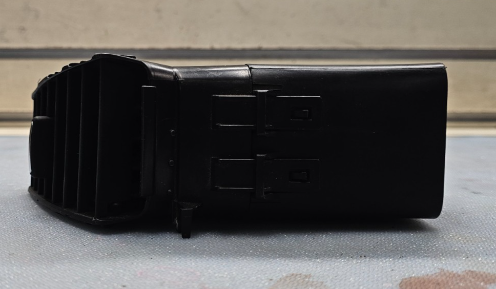 04-09 Legacy Outback Dash Front RIGHT Air Vent Heater Conditioning Filter Black