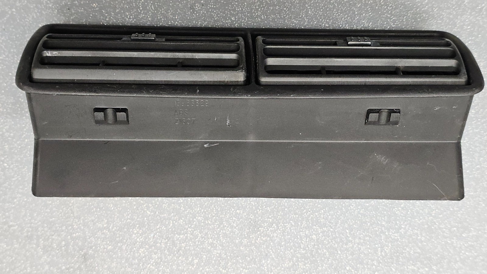 🔥96-18 EXPRESS SAVANNA 94-97 Sonoma Center Dash A/C HVAC Air Vent Heater Panel