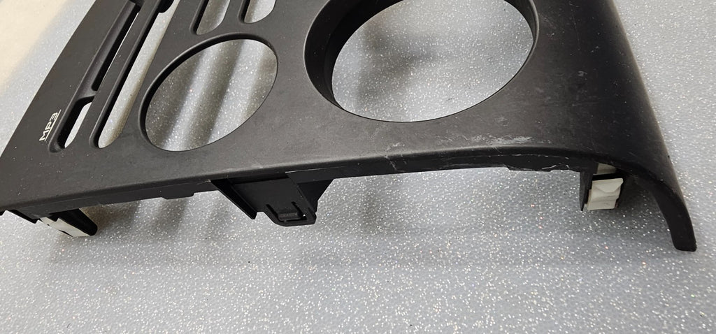 🔥06-08 Galant Dash AM FM Radio Display Stereo Climate Trim Panel Bezel Black