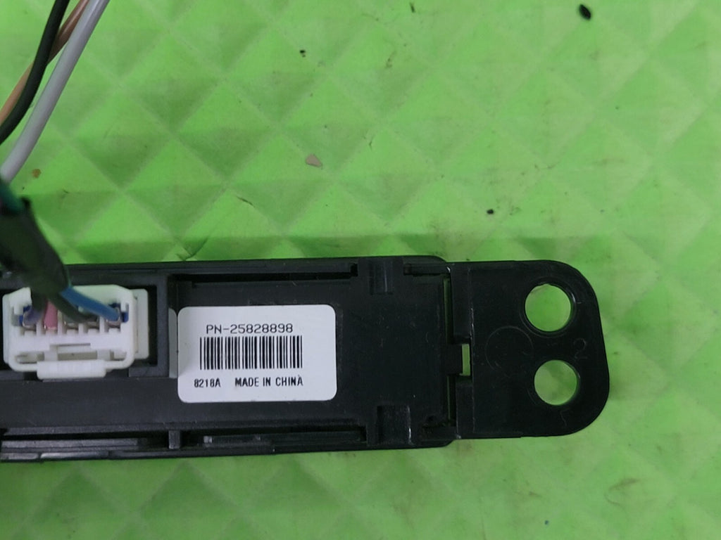 09-12 Chevrolet Traverse Center Dash Panel Hazard Control Switch Unit OEM SW55
