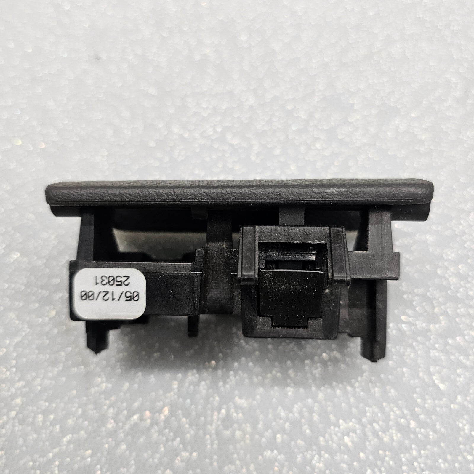 🔥01-03 Dodge Durango Dakota Truck Glove Box Compartment Latch Handle Black OEM