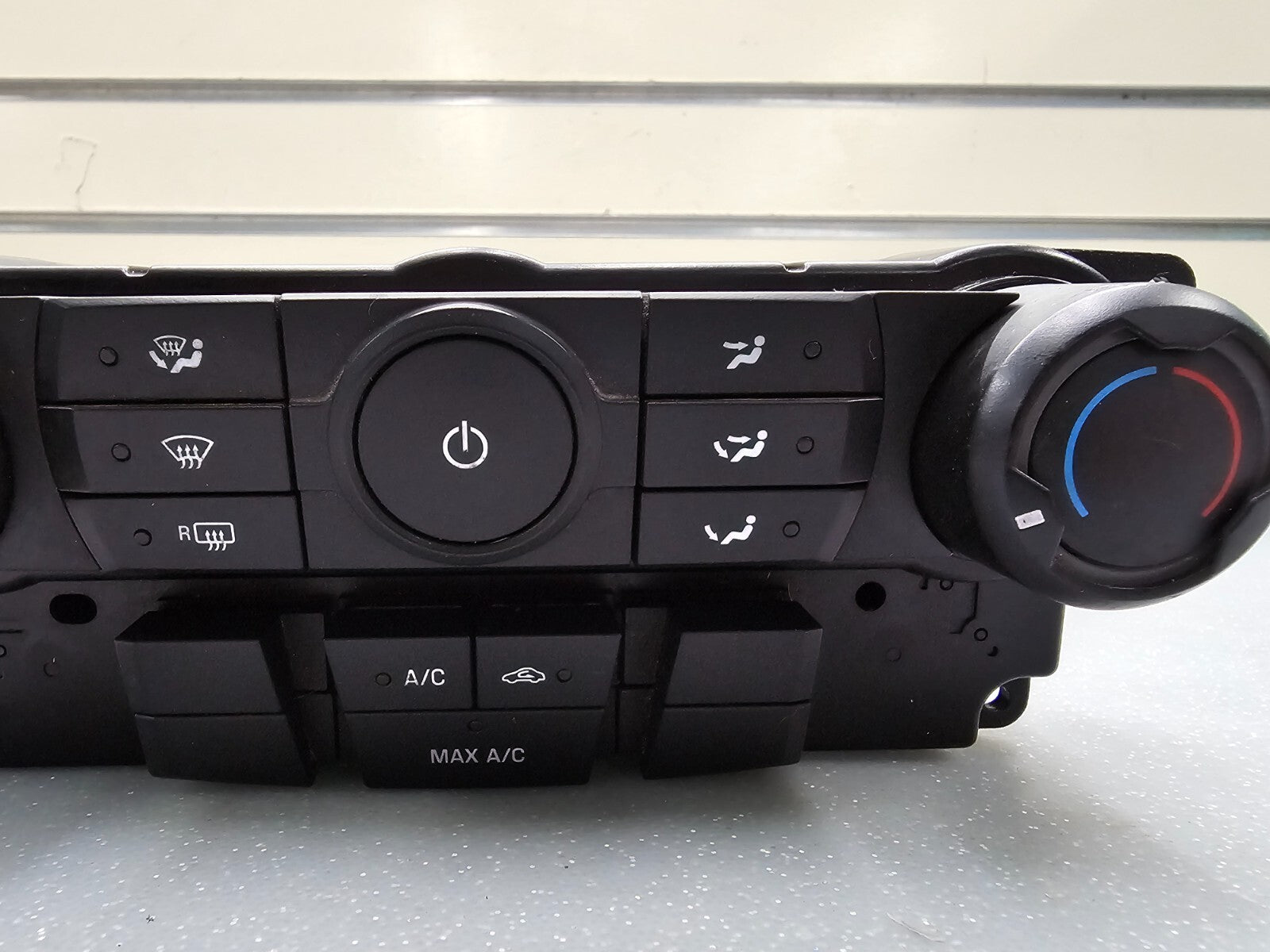 08-11 FORD FOCUS Dash Climate Control Panel Switch MAX A/C Heater Temperature