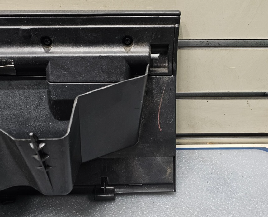 🔥99-04 Grand Cherokee WJ Dash Glove Box Assembly storage Compartment Black