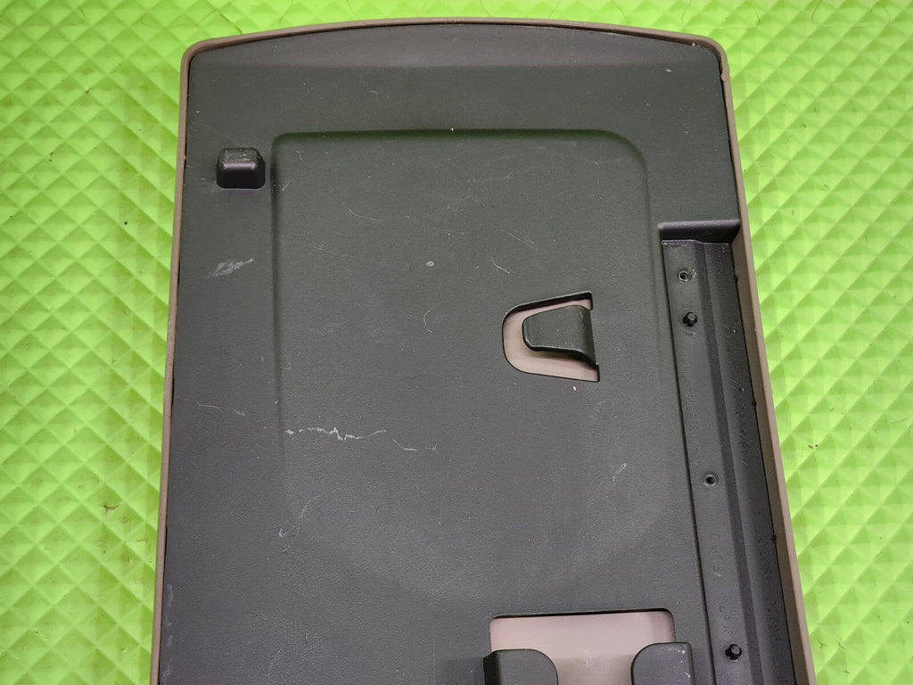 04-07 NISSAN ARMADA TITAN ARMREST CENTER CONSOLE ARM REST LID OEM TAN-BLACK