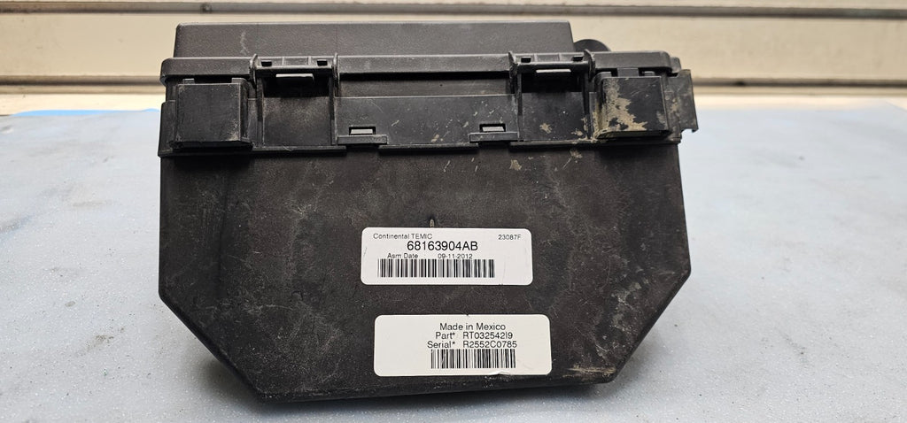 🔥2013 DODGE GRAND CARAVAN TOWN COUNTRY TIPM FUSE BOX BCM POWER MODULE RELAY