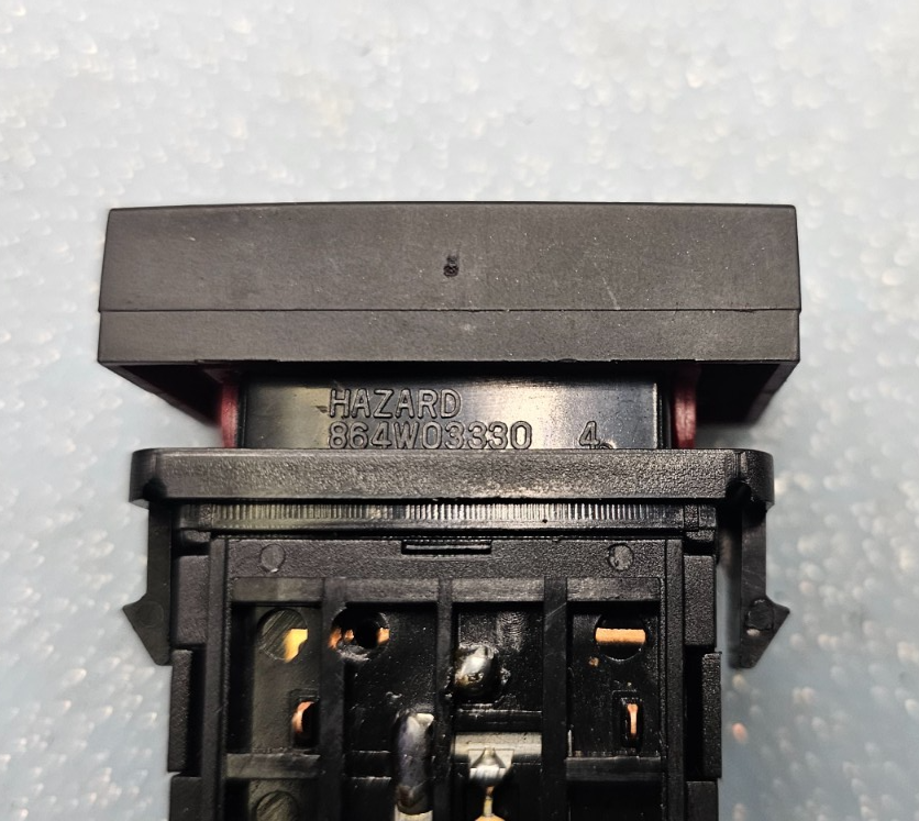 🔥04-09 Kia Cerato/Spectra Hazard Warning light switch Black OEM
