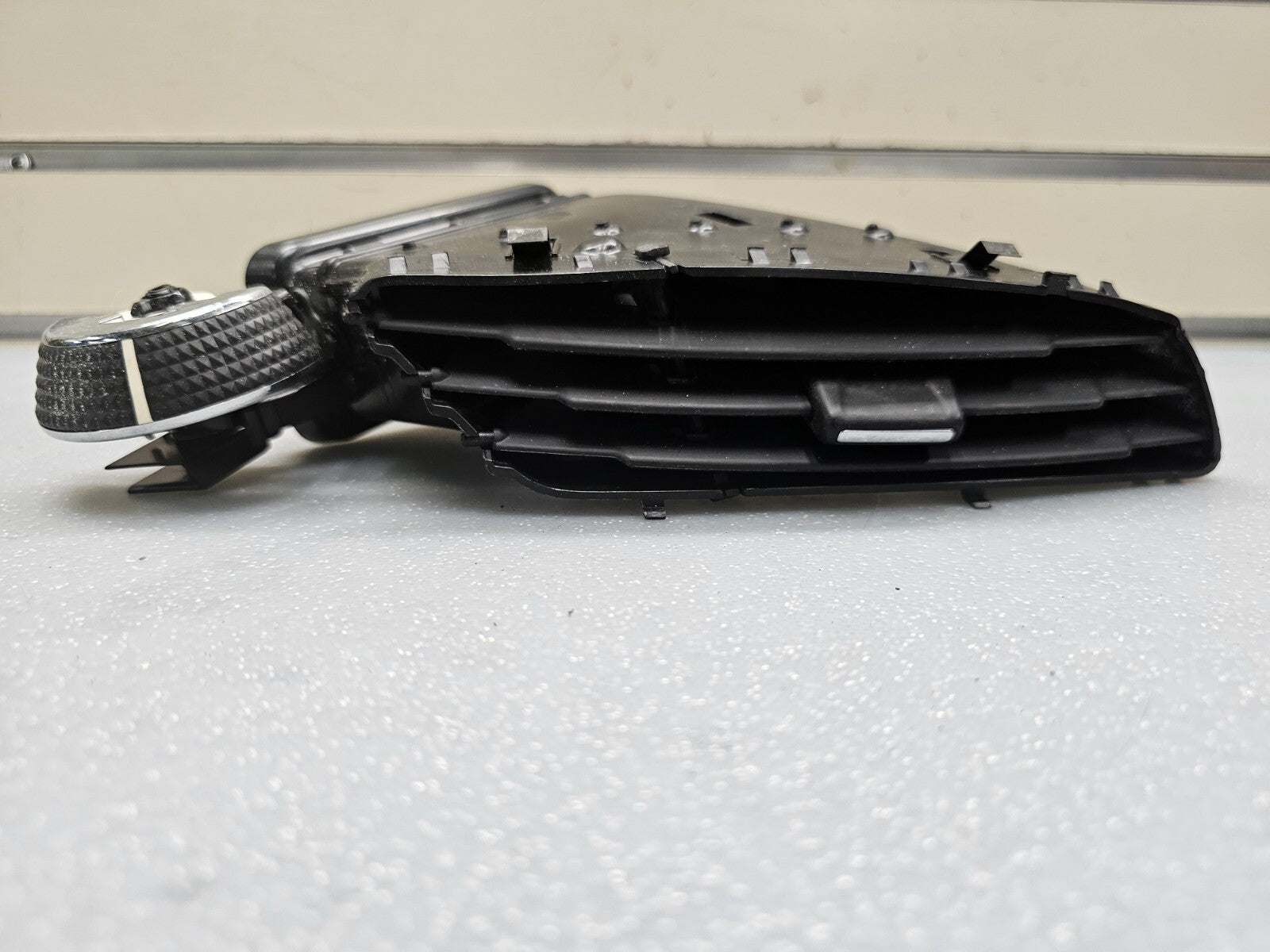 13-18 Ford Escape Dash Center Right Passenger Air Vent Conditioner Filter Heater