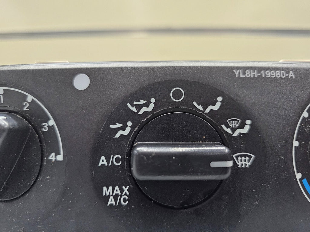 01-07 Escape Mariner Dash AC Heater Climate Temperature control Conditioning OEM