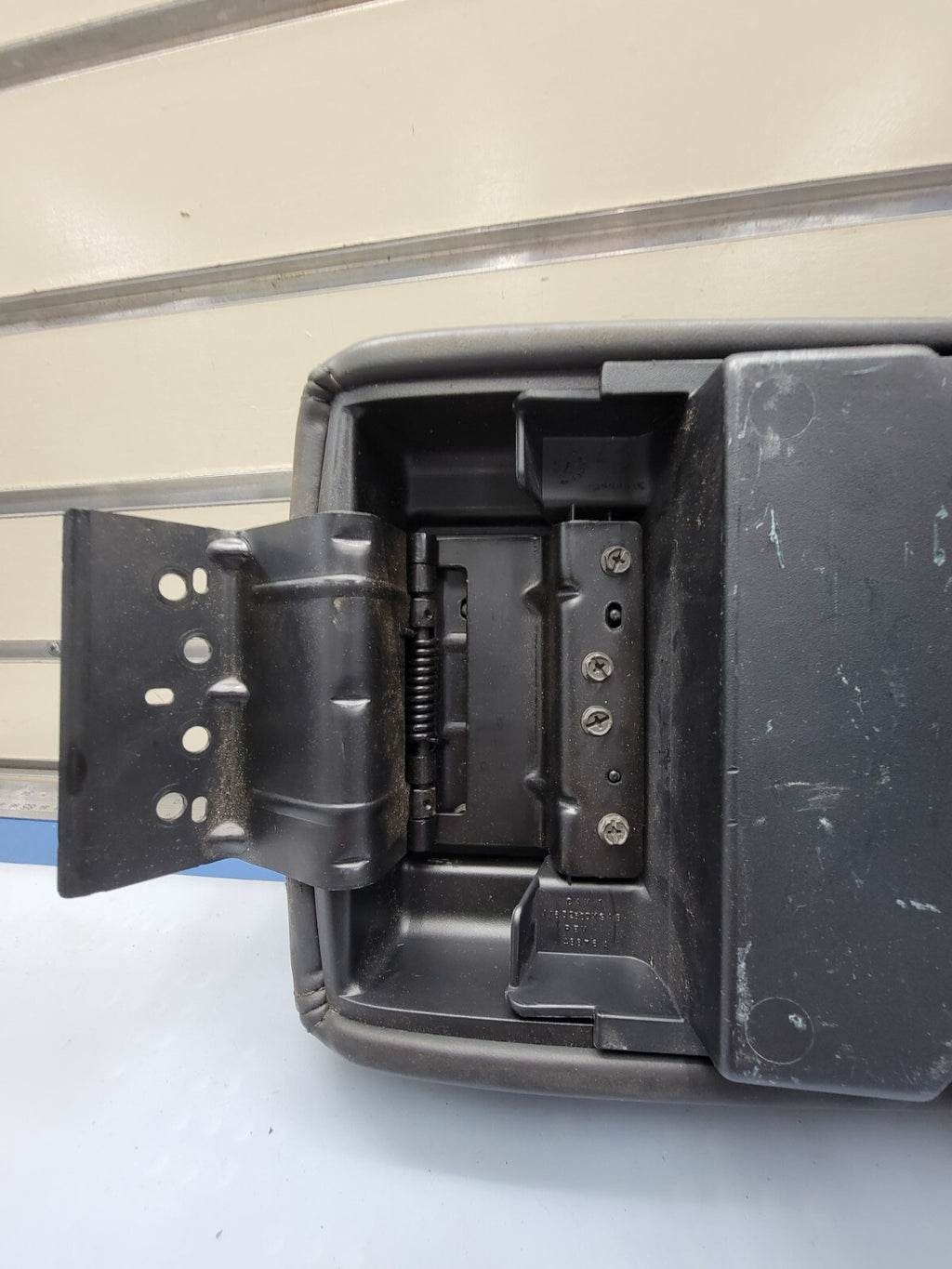 🔥08-10 Chrysler 300 Dodge Charger Center Console Lid Armrest Storage BLACK