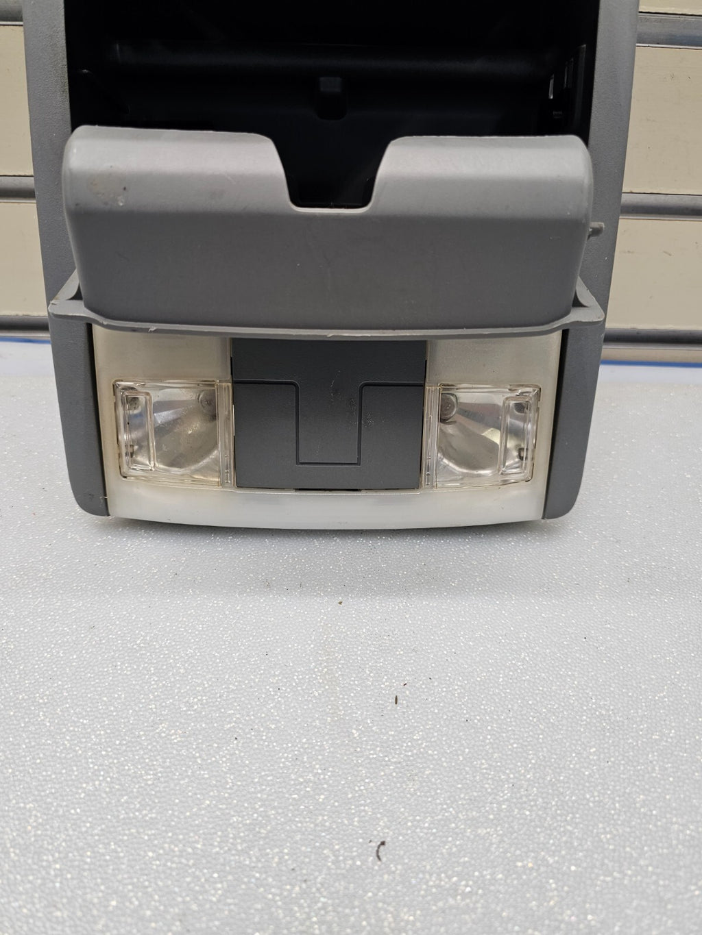 🔥09-14Ford F150 Expedition Ceiling Overhead Console Dome Map Light Storage Gray