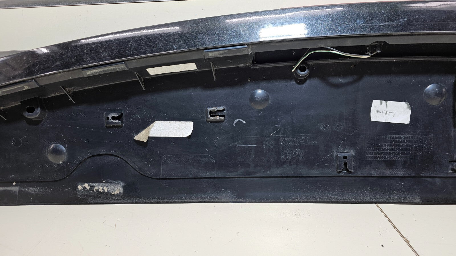 🔥11-20 Grand Caravan Rear Upper Hatch Spoiler Wing Mount Break Light Black OEM