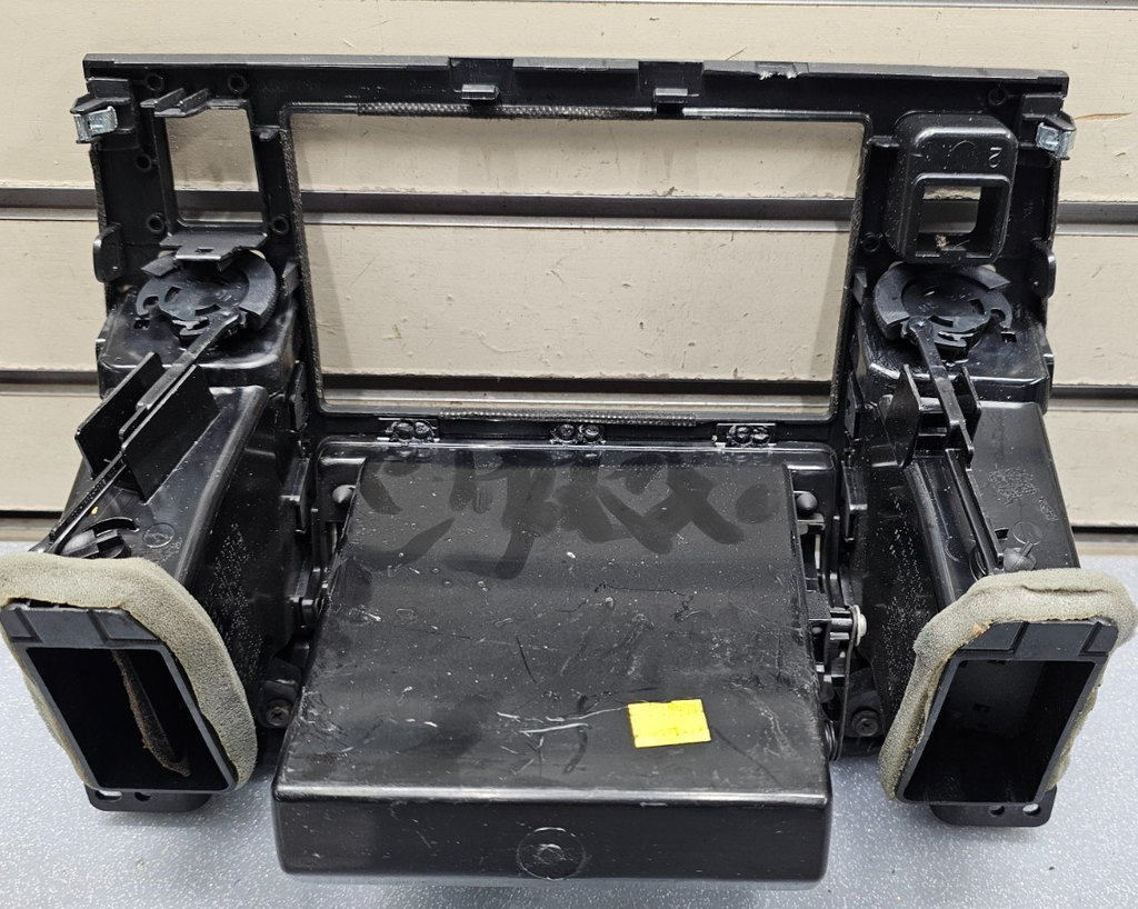 🔥07-12 Nissan VERSA Dash AM FM Radio Stereo Display Bezel Trim Panel Black B74
