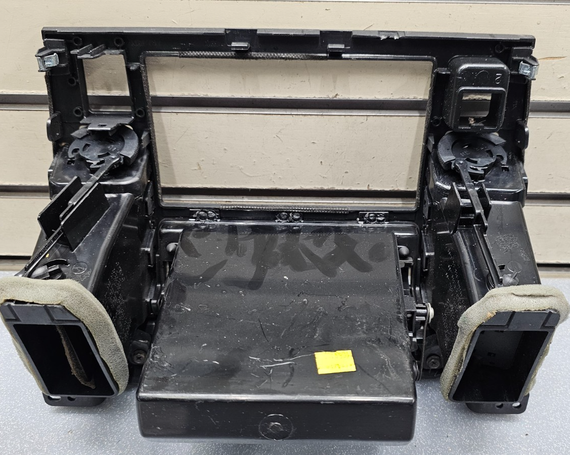 🔥07-12 Nissan VERSA Dash AM FM Radio Stereo Display Bezel Trim Panel Black B74
