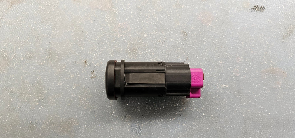 🔥01-07 Ford Escape Hazard Light Emergency Flasher Switch Button Assembly Black