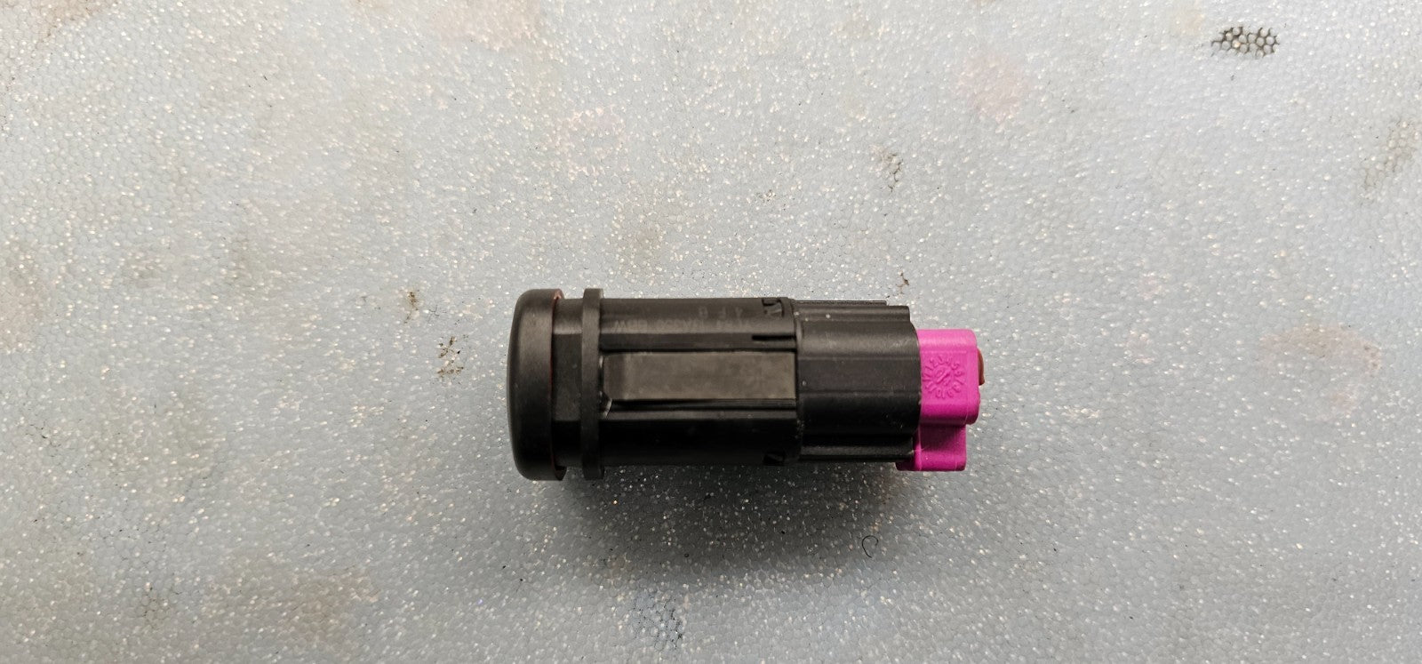 🔥01-07 Ford Escape Hazard Light Emergency Flasher Switch Button Assembly Black