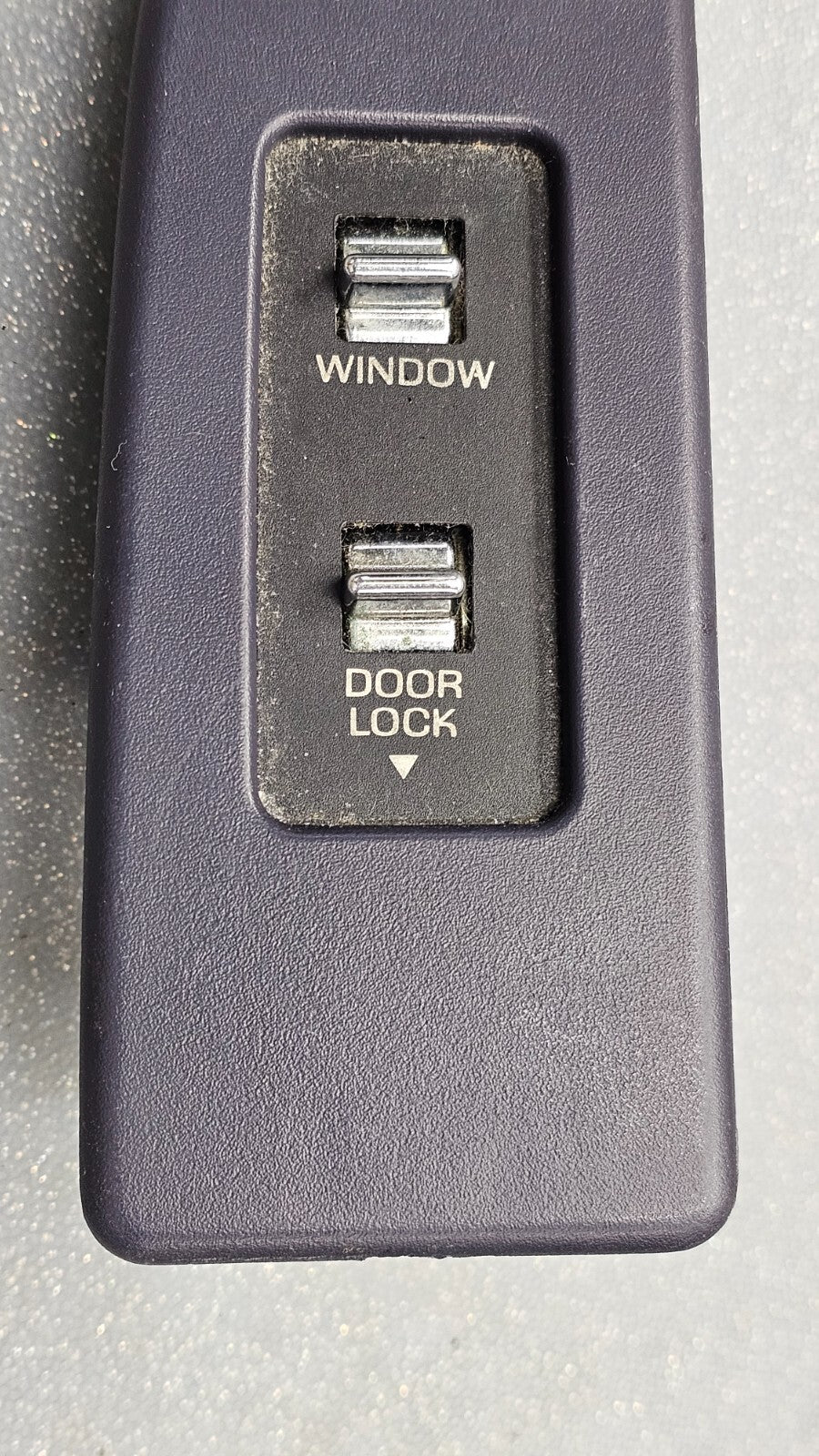 🔥 92-97 Grand Marquis Crown Victoria Front Right Passenger Window Switch Black