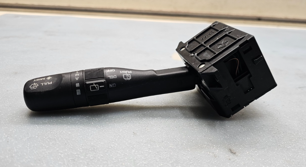 🔥2004-2008 PACIFICA/JEEP GRAND CHEROKEE  WINDSHIELD WIPER SWITCH USED OEM WS300