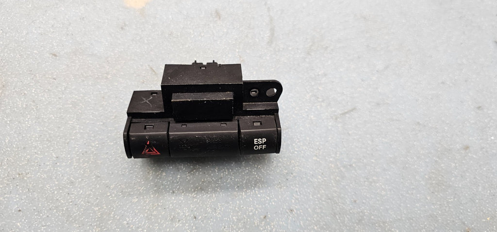 🔥05-10 Chrysler 300 Grand Caravan Hazard Warning Light Control Switch Black OEM