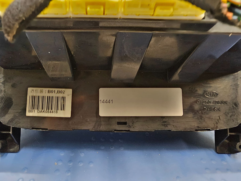 🔥2006-2014 Kia Sedona Dash Mounted A/C Heat Manual Temperature Climate Control