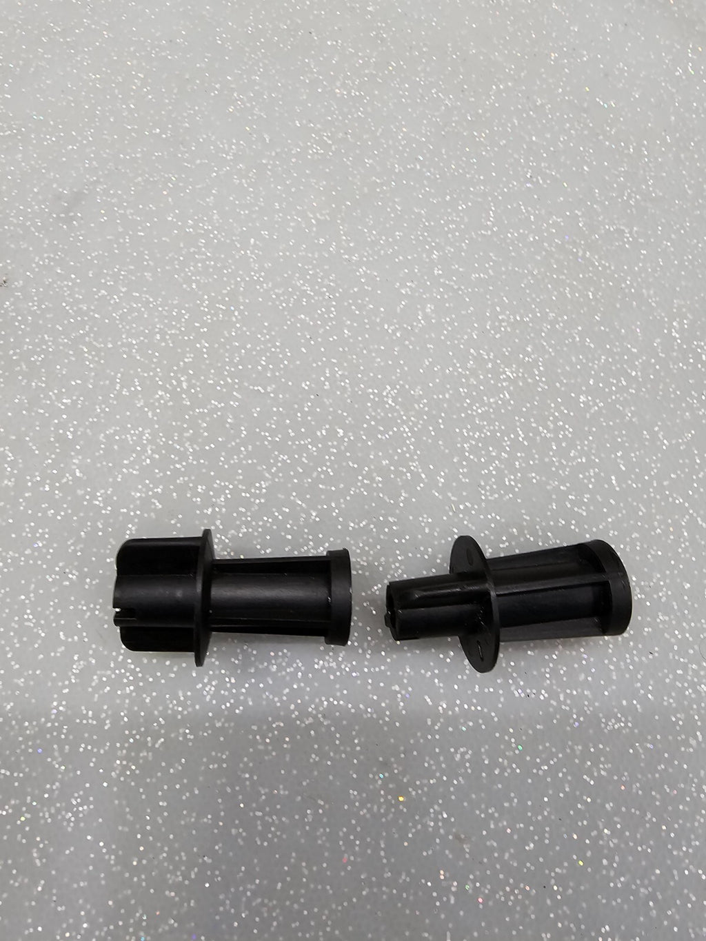 🔥2000-2014 Ford Focus Tail Light Mounting Mount Wing Nuts TWO (2)  OEM