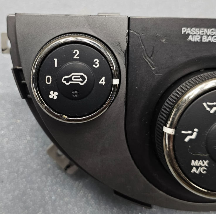 🔥10-11 Kia Soul Dash A/C Heater Temperature Climate Control Air Conditioner OEM