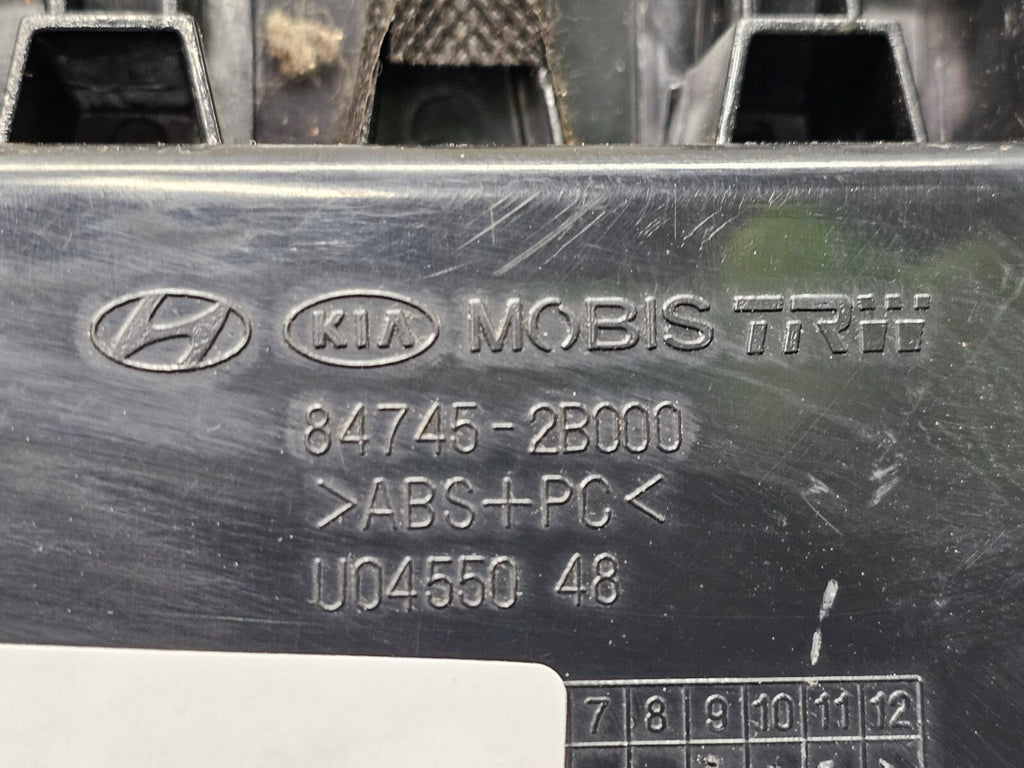 🔥07-10 Hyundai Santa Fe Upper Center Dash Panel Storage Compartment Black OEM