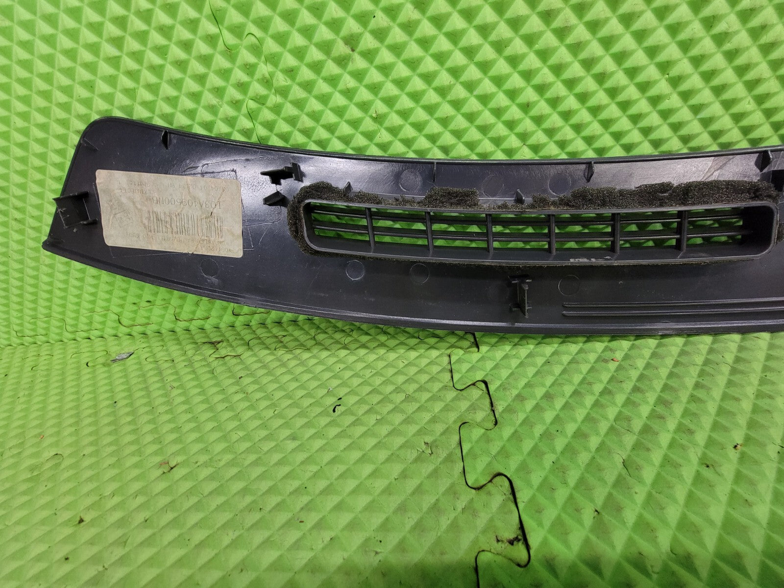 🔥2005-2007 CHRYSLER 300 UPPER DASHBOARD PAD TRIM DEFROSTER PANEL OEM BLACK DP5