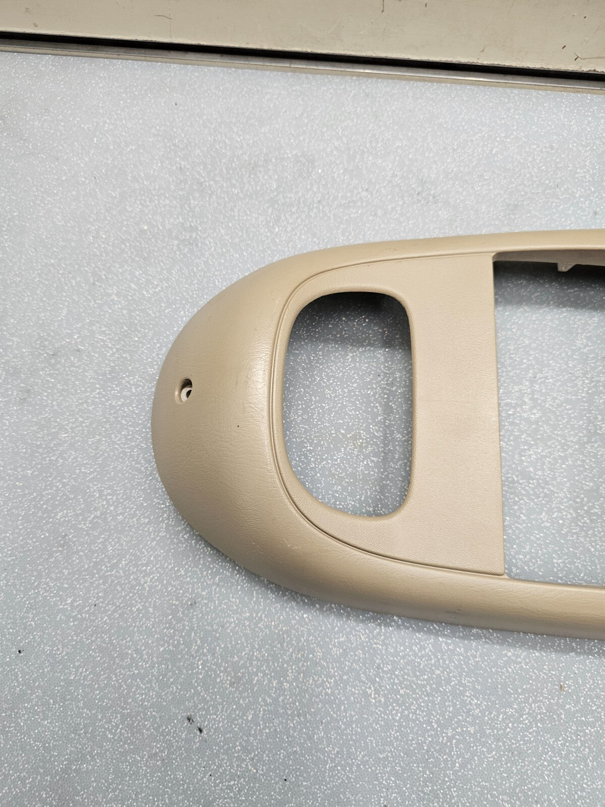 🔥97-03 Ford F150 EXPEDITION Overhead CONSOLE Display Comp STORAGE Frame TAN 08