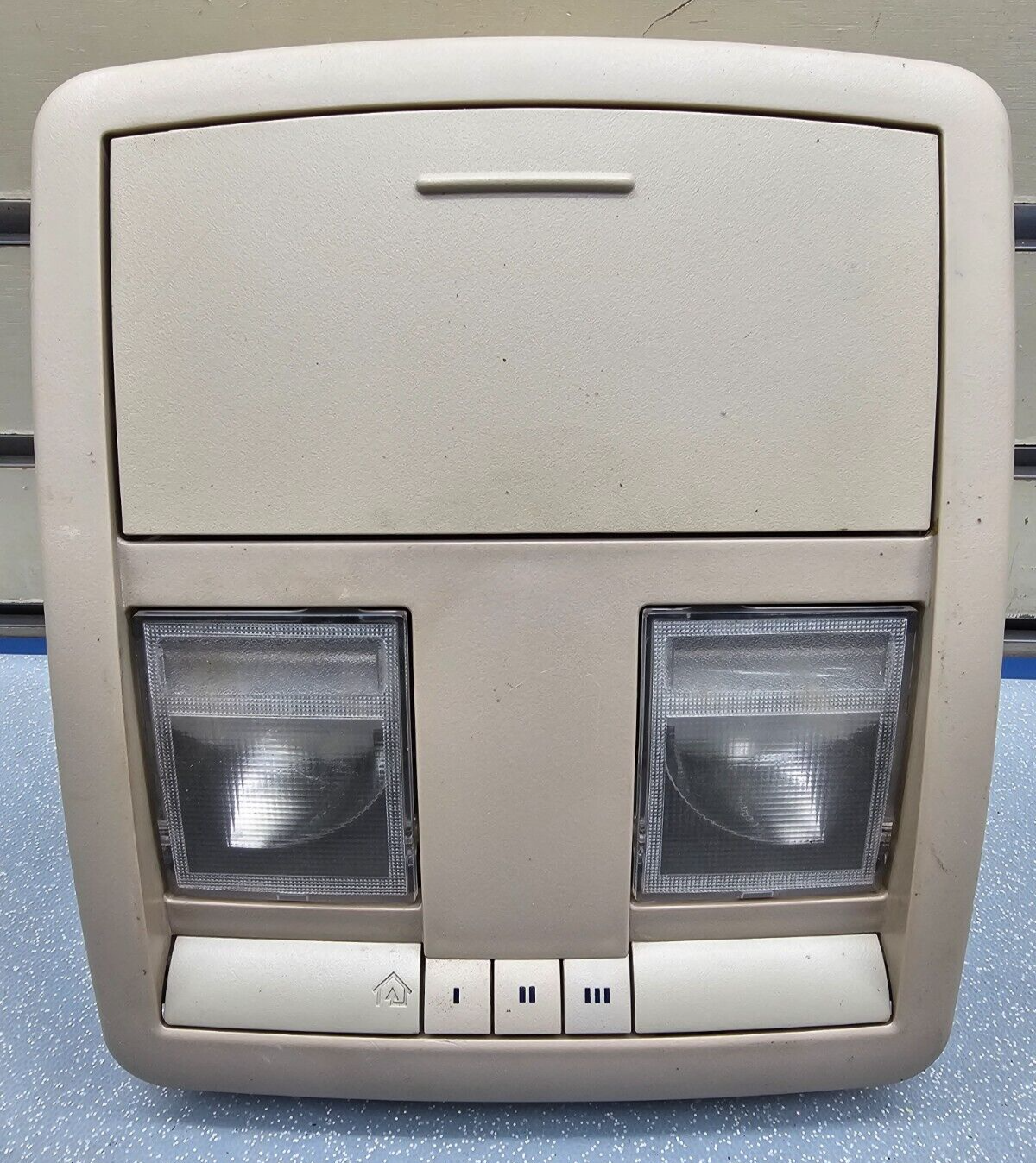 05-07 Chrysler 300 Charger Overhead Console Dome Map Light Storage Assembly Tan