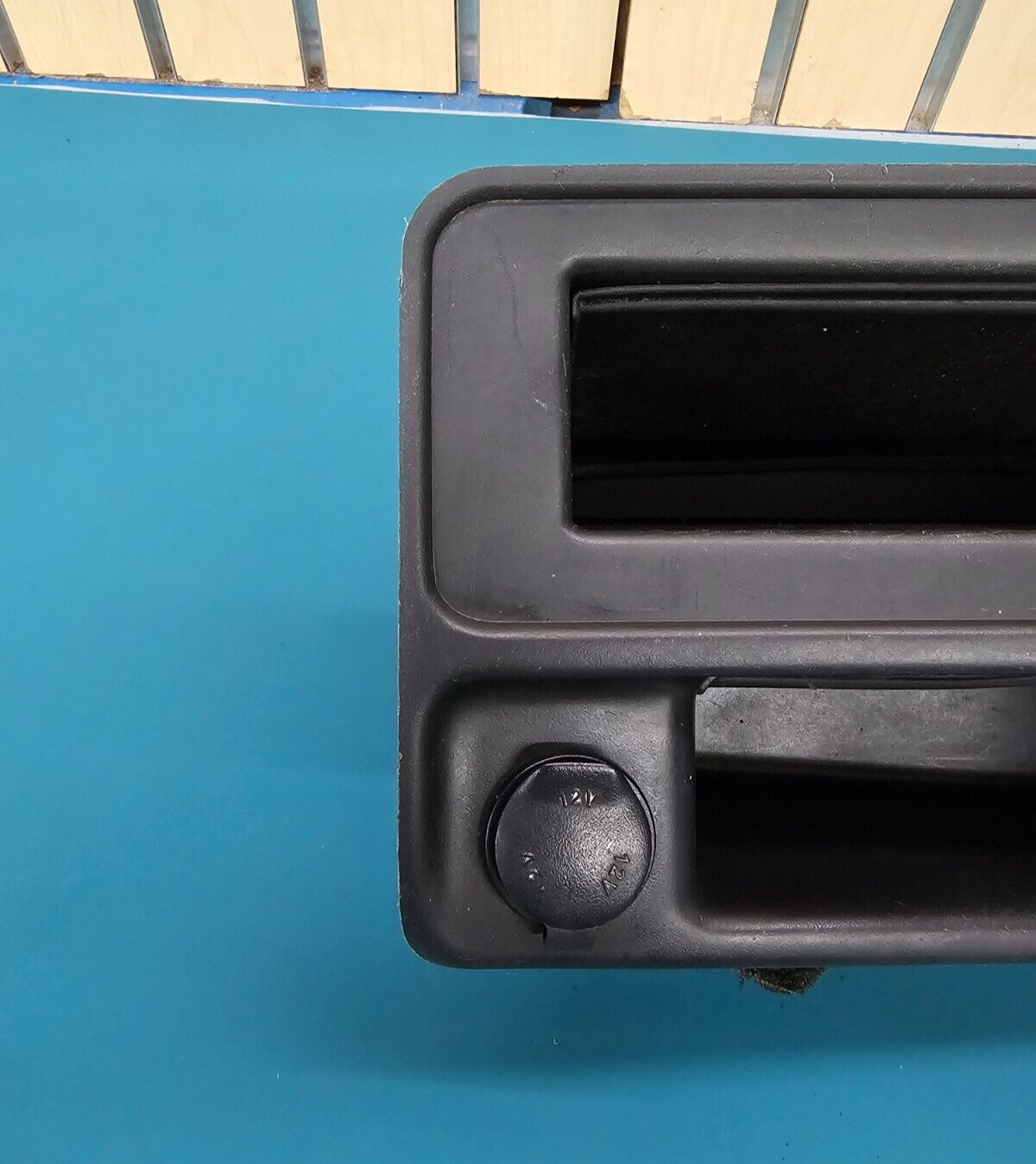 🔥03-06 SILVERADO SIERRA CENTER CONSOLE STORAGE CUBBY BEZEL PANEL ASH TRAY BLACK