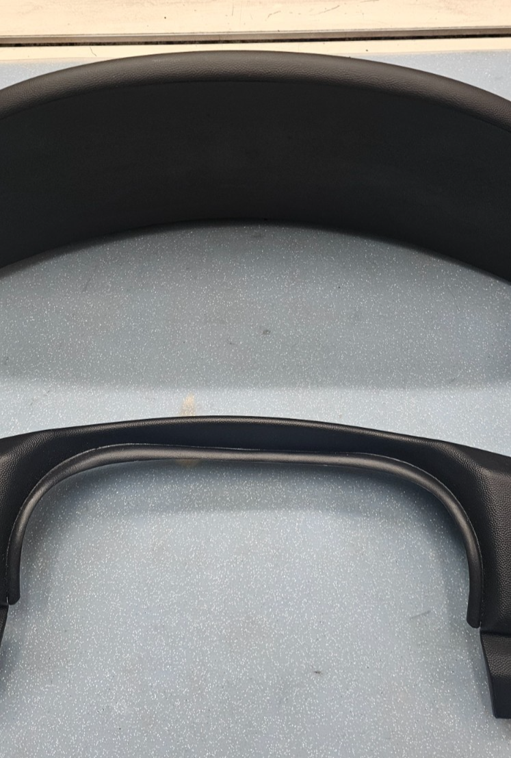 🔥04-08 PONTIAC GRAND PRIX Cluster Gauge Speedo Panel Dash Bezel DARK GRAY C18
