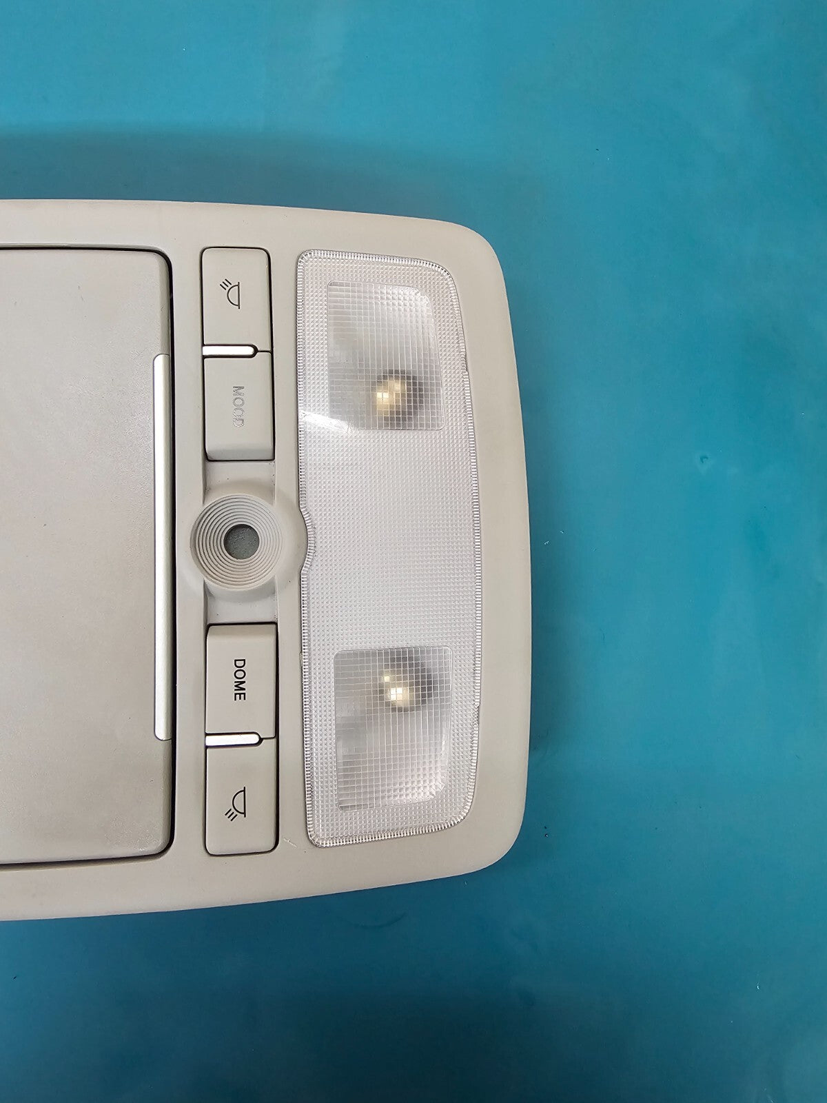 07-12 HYUNDAI VERACRUZ Overhead Console Dome Map Storage Lights Assembly LT GRAY