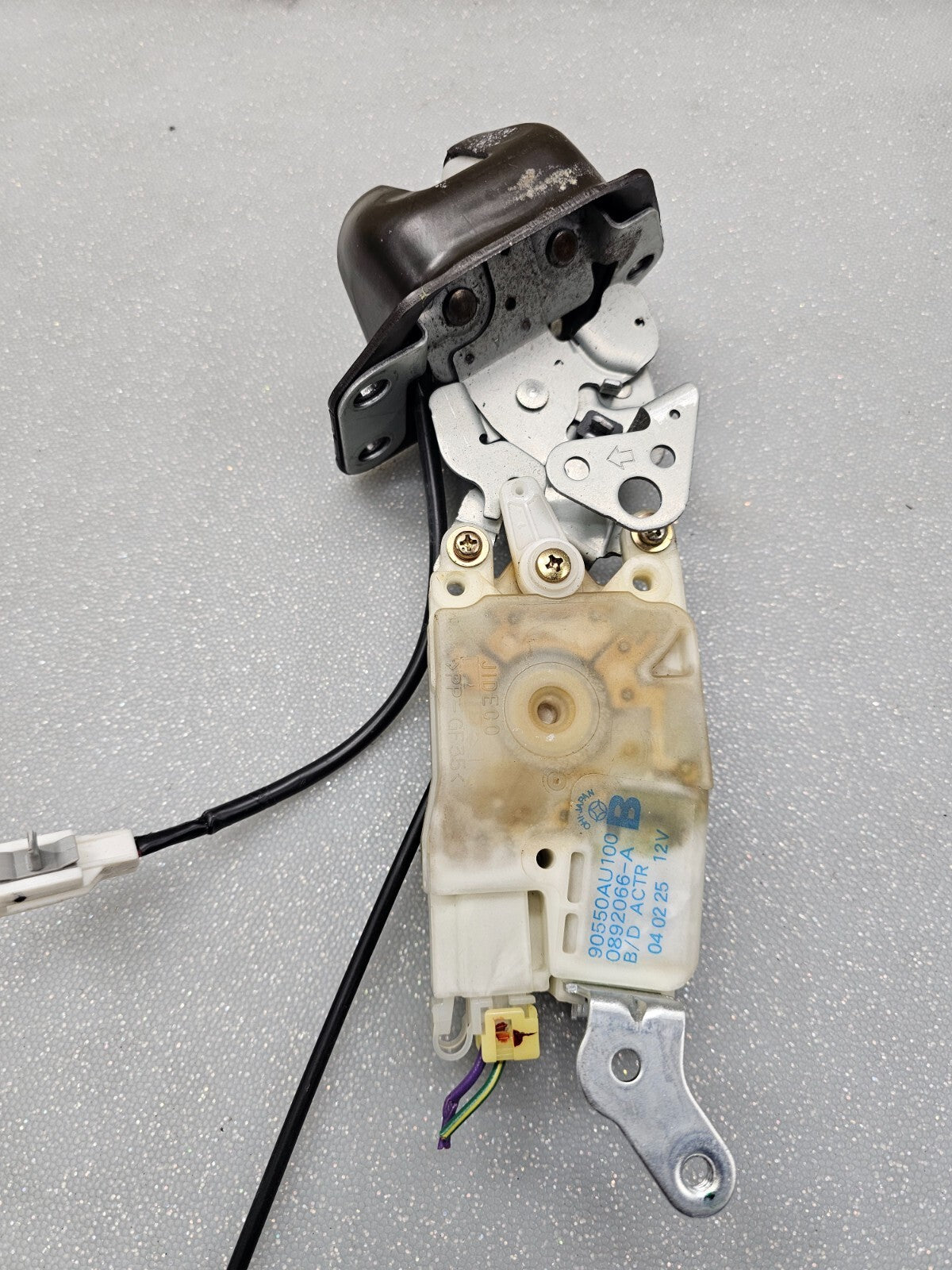 🔥2003-2004 Nissan Murano Trunk Tail Lift gate Lock Latch Actuator  OEM