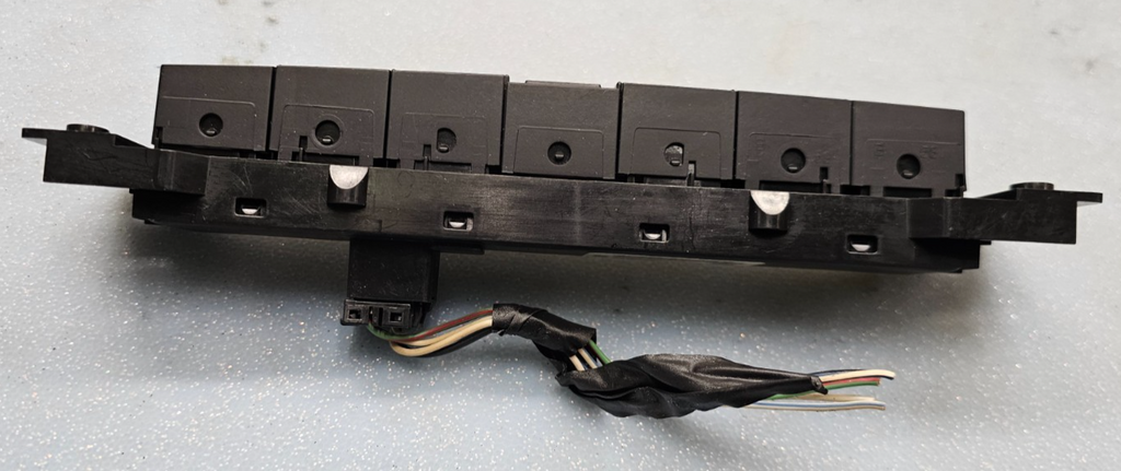 🔥08-10 Grand Cherokee Commander Hazard Light Parking Assist Control Switch 