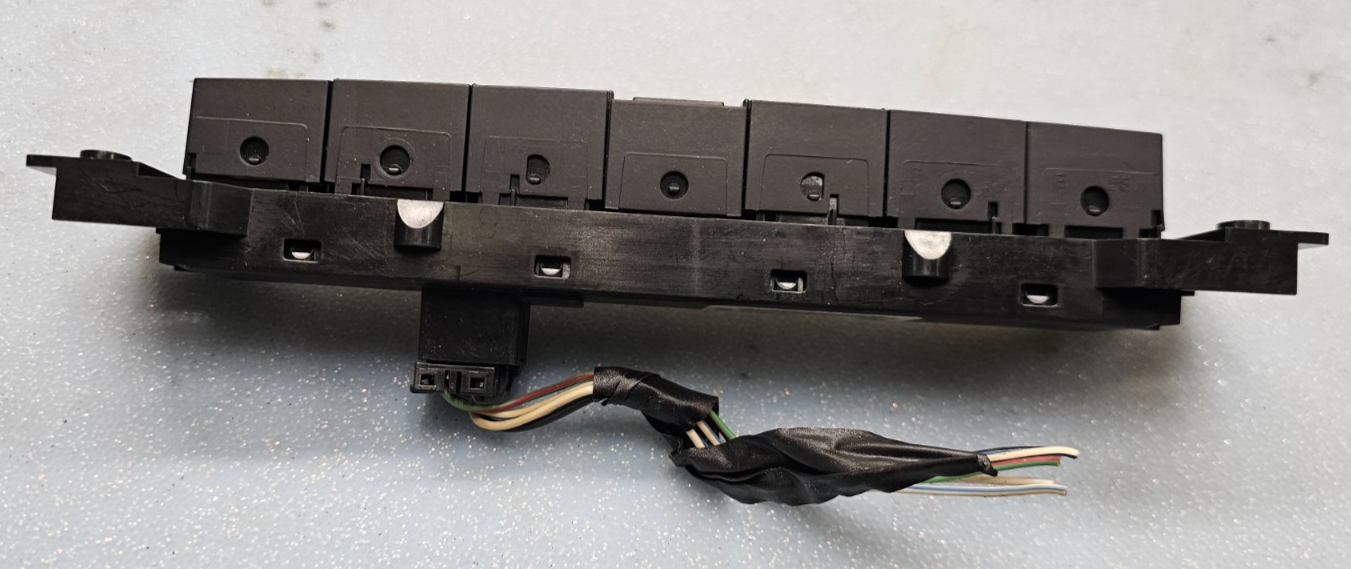 🔥08-10 Grand Cherokee Commander Hazard Light Parking Assist Control Switch 
