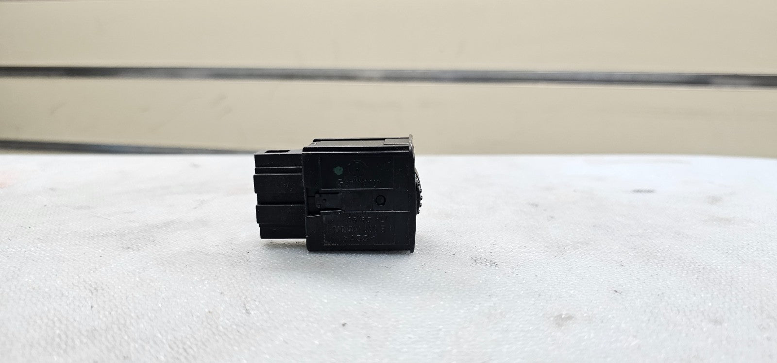 99-12 Volkswagen VW Jetta Golf Beetle GTI Rheostat Dash Dome Light Dimmer Switch